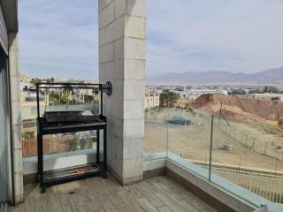 THE white lotus - Eilat - 2