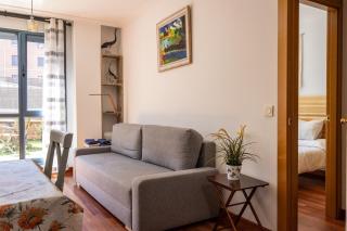 MyHouseSpain - Apartamento con patio en frente de la playa - Gijón - 4