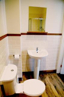 Number 8 The Townhouse - Derry Londonderry - 6