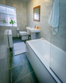Spacious Ground Floor Apartment - Keswick - 4