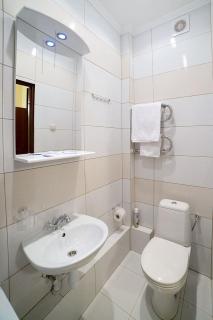 Апартаменти в Готелі в центрі Трускавця - 50 м до центрального бювету - 2