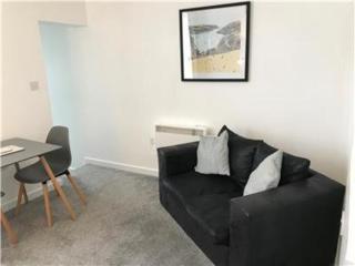 Upper Ashby Apartments - Brumby - 3