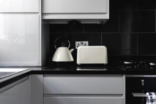 Skyvillion - London Enfield 4 Bedroom Cosy House Free Parking Garden - Enfield Lock - 2