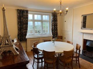 Croydon House - 2