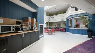 Best Western Plus All Suites Inn - 8