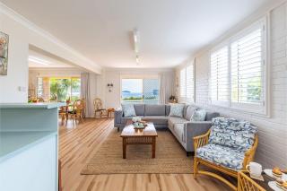 Anchored at Fingal Bay 80 Marine Drive - Fingal Bay - 2