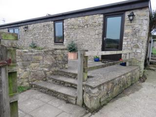 Vale of Glamorgan - Cottage - Sleeps 4 - Parking - Barry - 1