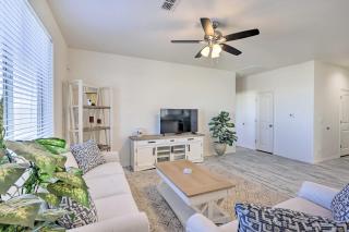 Modern Kingman Vacation Rental, 5 Mi to Dtwn! - 6
