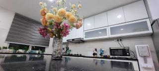 Aluha Homestay near Masjid Sendayan - Labu - 6