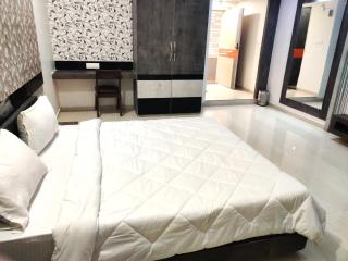 The Grand Takshak Hotel - 1