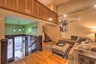 Updated Apartment in Historic Dtwn Marshall! - 6