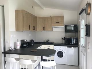 Studio 35m2 à 3 km de la gare d Angoulême avec draps et linge de maison fournis - 5