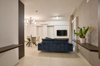 Luxury & Beach 2 min away - 6