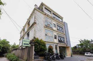 Urbanview Hotel WG Jimbaran Bali - Ungasan - 0