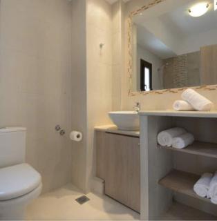 Seascape Villas Kinira - Elia & Anatoli - Koinira - 8