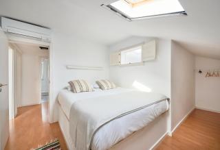 Bright Apt w Balcony, AC, Parking, By TimeCooler - Lisboa - 7