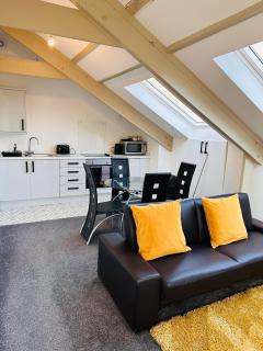 City Blessed Apartment 4 with free parking - North Shields - 9