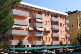 Beautiful One-Bedroom Apartment with terrace in Bibione - Bibione - 4