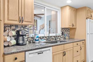 Perfect for Family Gatherings with a Heated Pool! - Clearwater's Clear Choice - Clearwater - 4