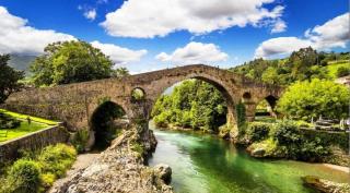 La Salmonera Cangas de Onís - Caño - 5