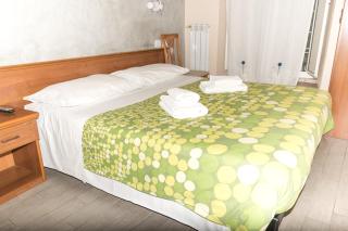 Parri Silton - Rome - 5