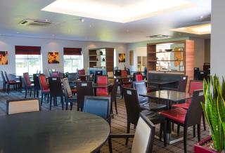 Holiday Inn Express Warwick - Stratford-upon-Avon by IHG - Warwick - 7