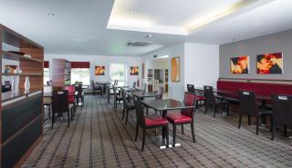 Holiday Inn Express Warwick - Stratford-upon-Avon by IHG - Warwick - 1