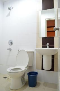 Hotel Sogo - Monumento, LRT Station - Manila - 2