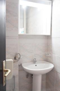 Hotel Grand - Sarajevo - 5