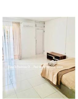 Chill Out Casa 4 bdr Apt~10 min wlk to the beach~ - 1