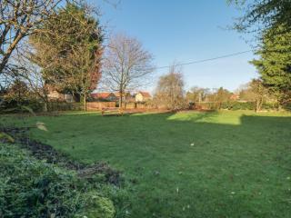 Small Cottage - York - 1