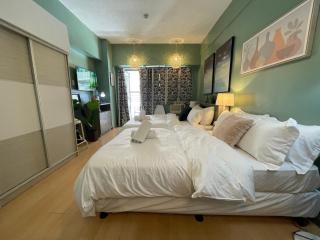 Poolview Family Room Greenbelt Makati - 4