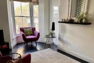 Tasteful apartment moments from the beach, Bunting by Whitstable-Holidays - 5