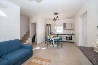VILLA LEVANTE - Beach & Jacuzzi - Torre Santa Sabina - 4