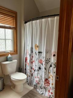 Private, great loc - ideal for long / short stay - 7