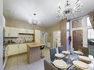 The Beach House, Luxury Apartments - 8