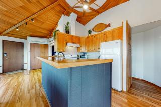 Whidbey Moon Landing - Coupeville - 5