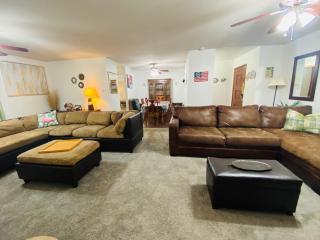 Family friendly, 3 bedroom house, with king bed for up to 15 - BBQ - Internet - jet tub - Auburn - 5