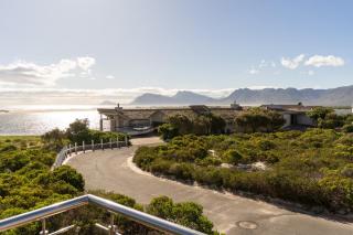 Hermanus Beach House at CShine - 8