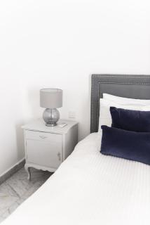 Carmelita Valletta - 7