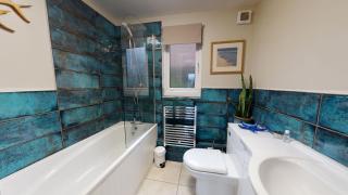 45 Strawberry Hill, Tolroy Manor - 4