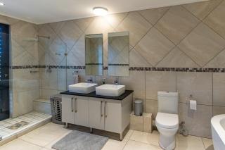 Hermanus Beach House at CShine - 4