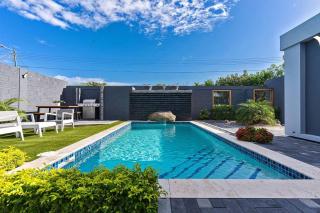 NEW Deluxe 5 BDR 4Bath Pool and BBQ! - Oranjestad - 9
