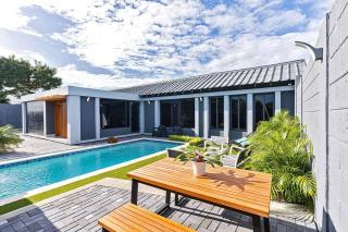 NEW Deluxe 5 BDR 4Bath Pool and BBQ! - Oranjestad - 2