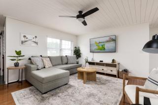 Palm House~Heated Pool~8 min to Beach - Largo - 0