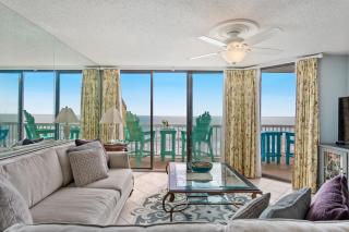 408 COV Atlantic Breeze Oceanfront Top Floor Villa 2 Pools - Folly Beach - 5