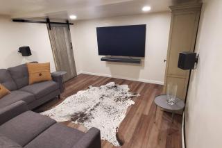 Luxury DT Cottage - Free Parking - Self Check-In - Anchorage - 6