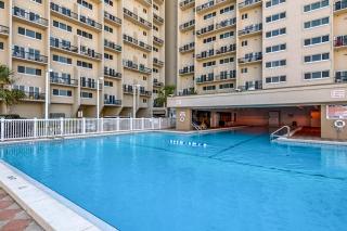 Pinnacle Port Pleasures, B2405 - 9