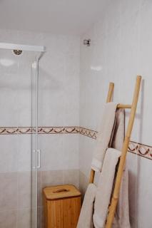 Casa Mahalo - Modern Apartment with Pool, Minutes from Spectacular Beaches - Parque Holandes - 7