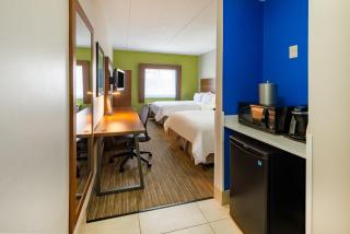 Holiday Inn Express Vermilion by IHG - 1